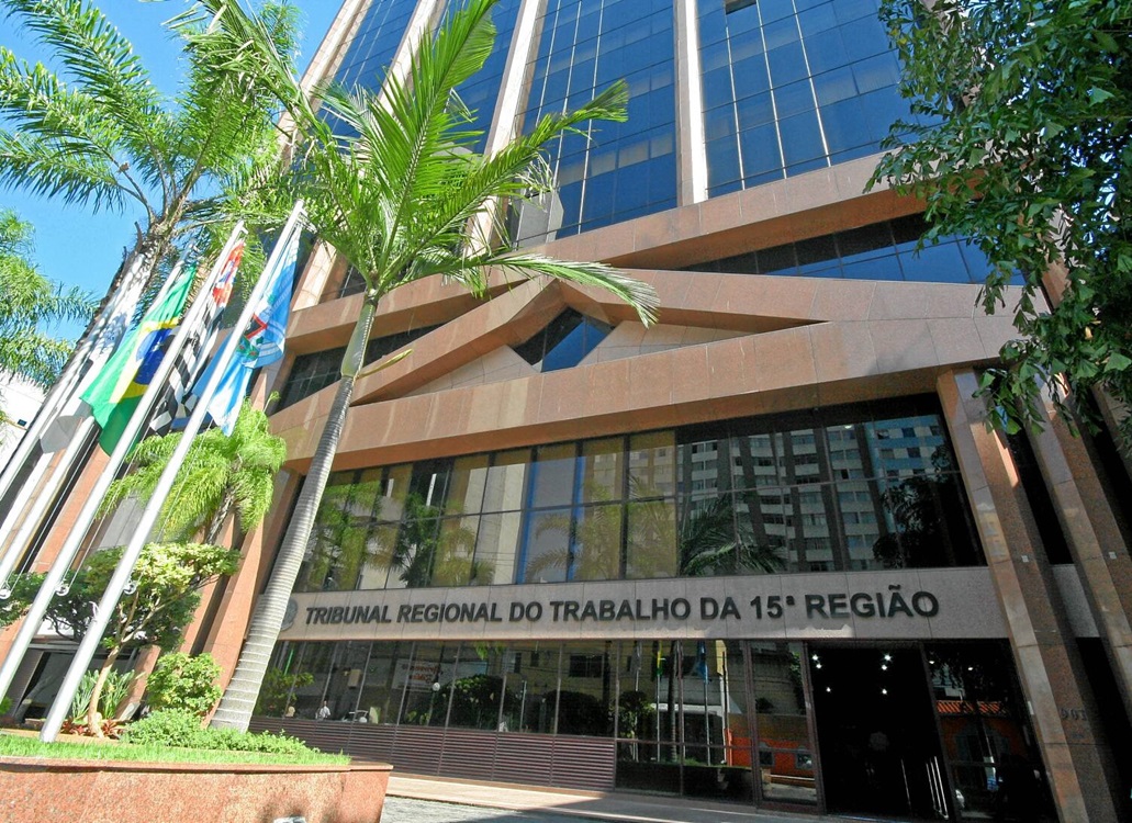 #ParaTodosVerem: fachada do edifício sede