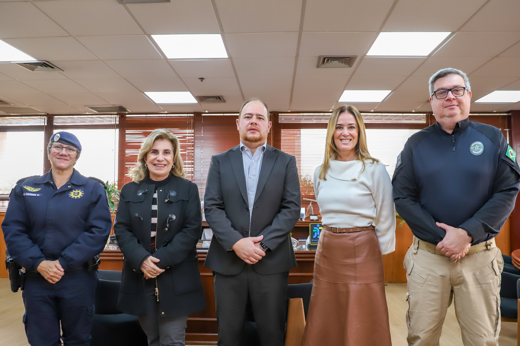 foto posada de todos no gabinete da Presidência